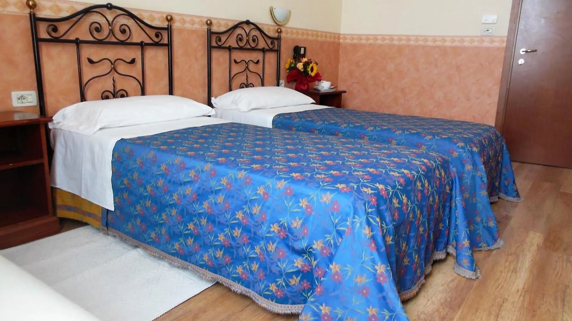 ***  Hotel San Giorgio Bologna Italy